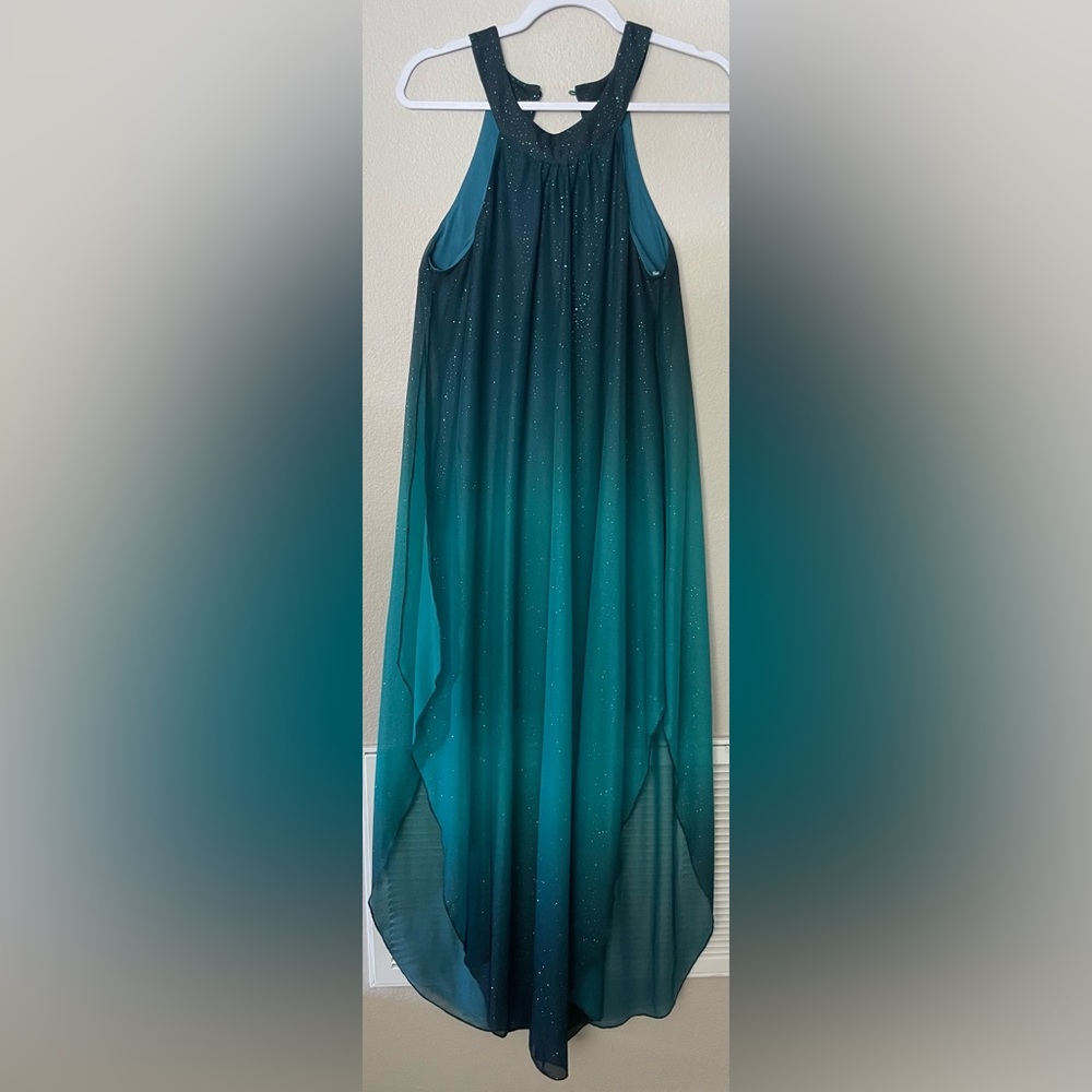 Shimmer Green sleeveless dress. Prefect for a night out or special occasion.